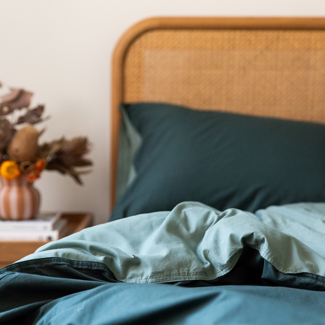 Vintage Cotton Quilt Cover Set - Hunter Green and Sage